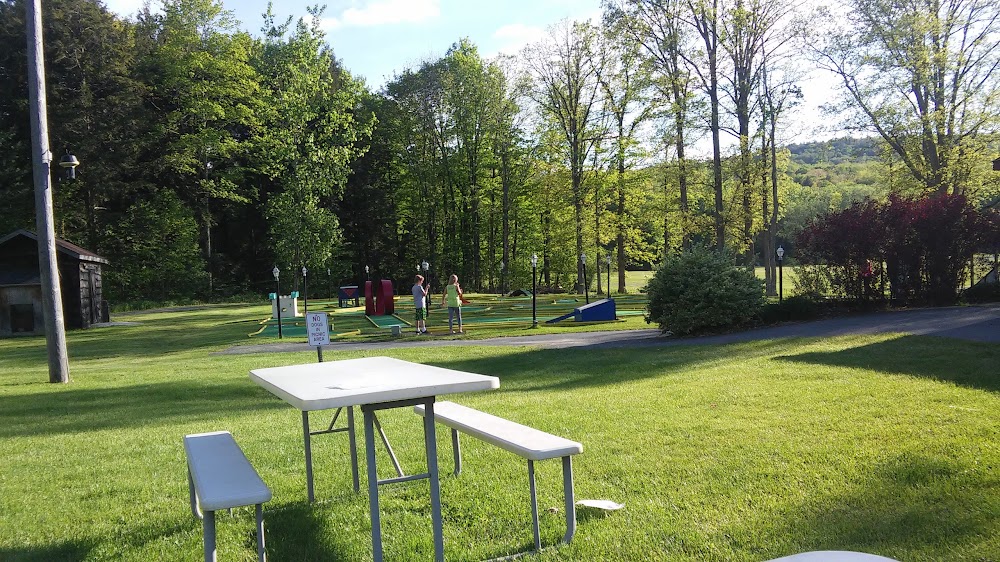 Gardner's Coffee Shoppe Sign